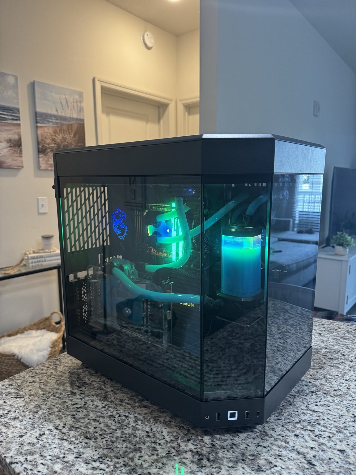 Green custom liquid cooled PC